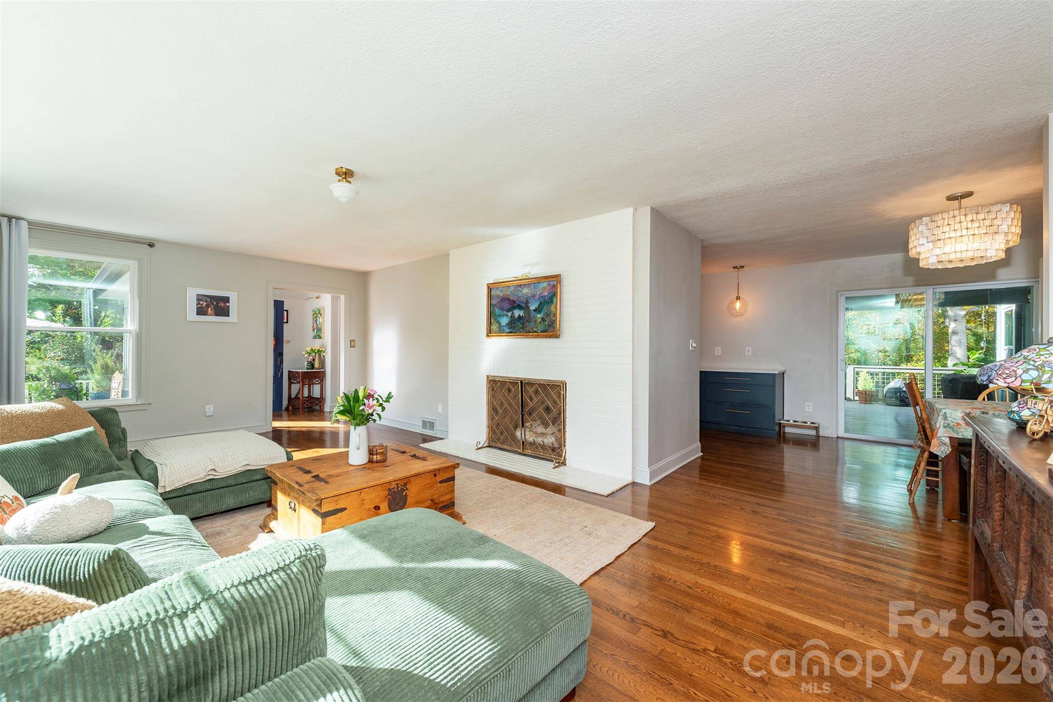 420 Old Haw Creek RD, Asheville, NC 28805