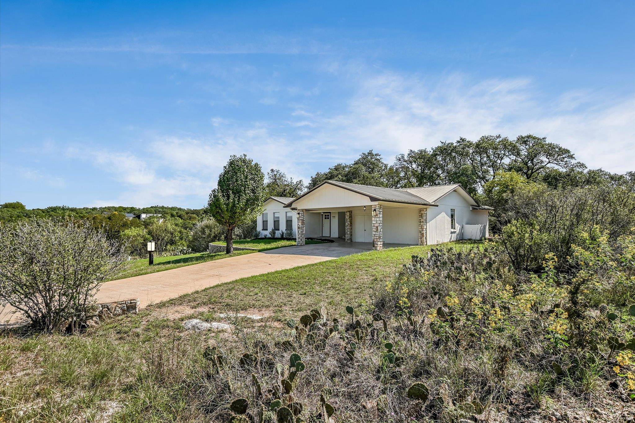 1103 Ute RD, Horseshoe Bay, TX 78657