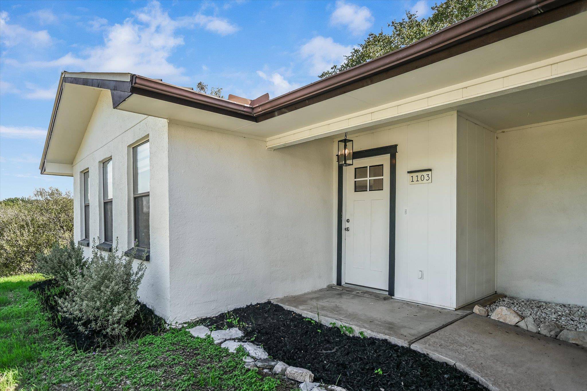 1103 Ute RD, Horseshoe Bay, TX 78657