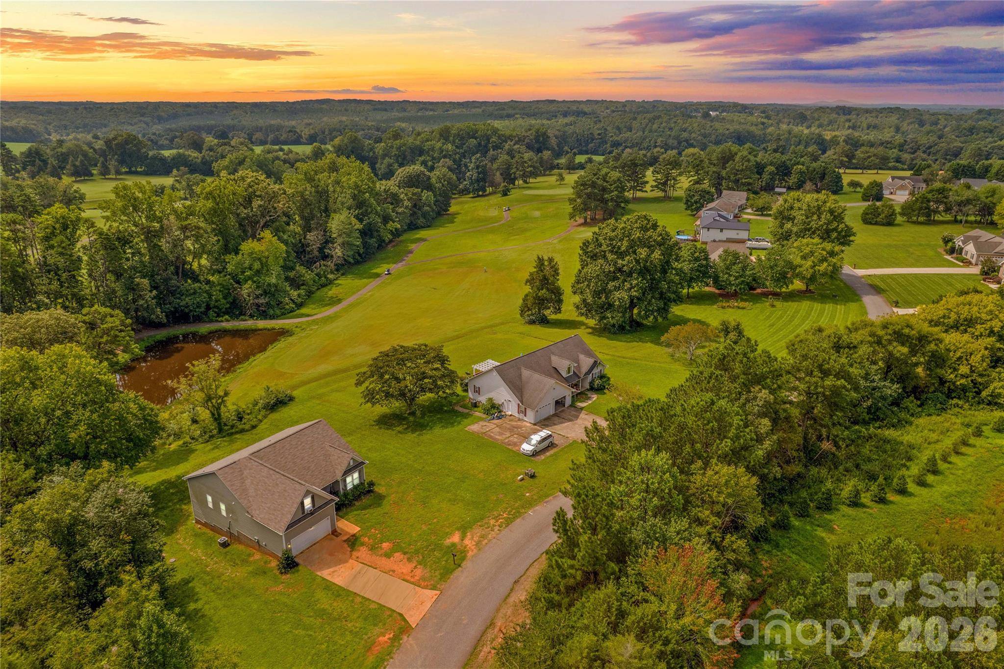 133 Sandtrap DR, Statesville, NC 28677