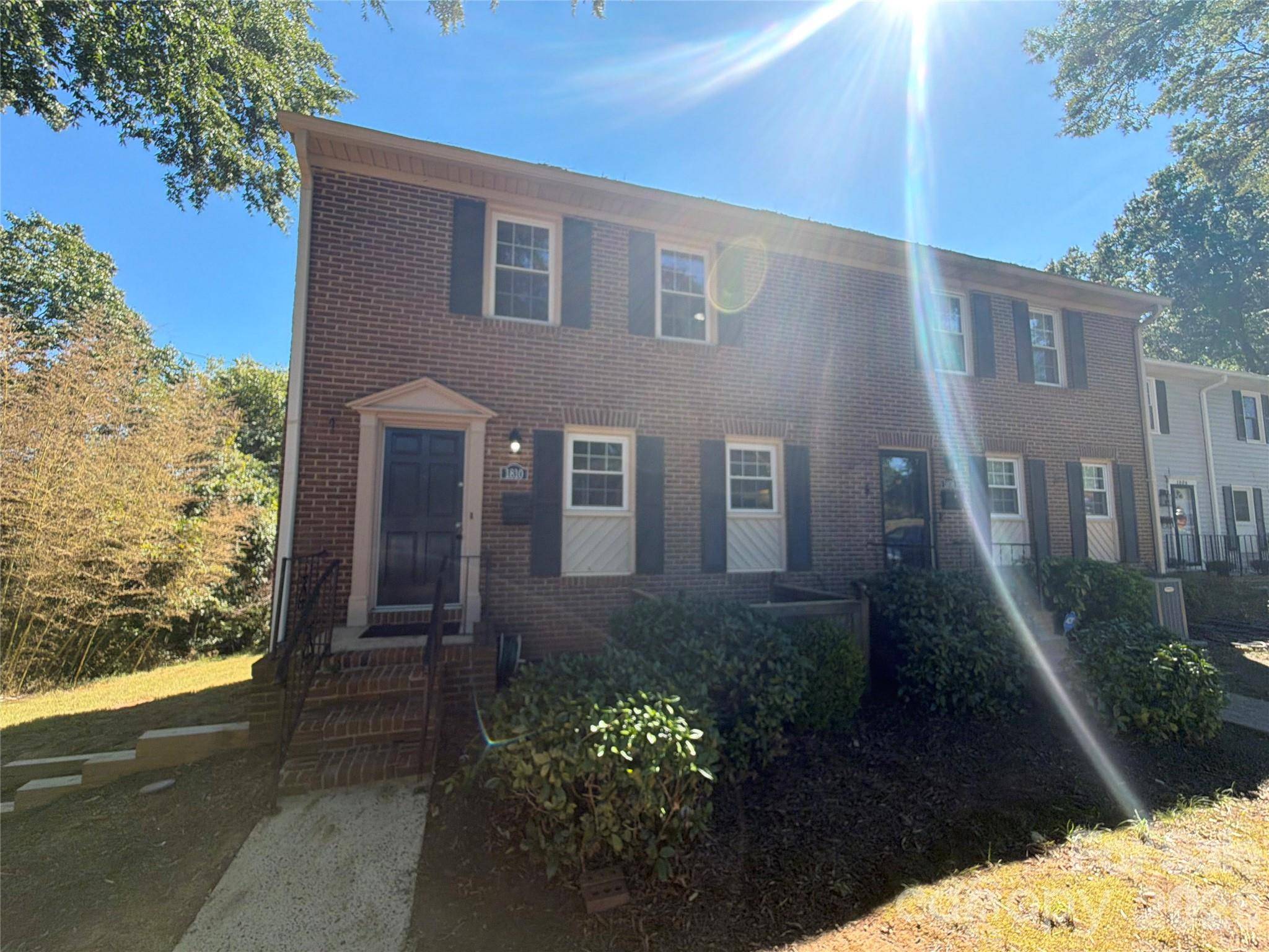 1810 Sabrina CT, Charlotte, NC 28210