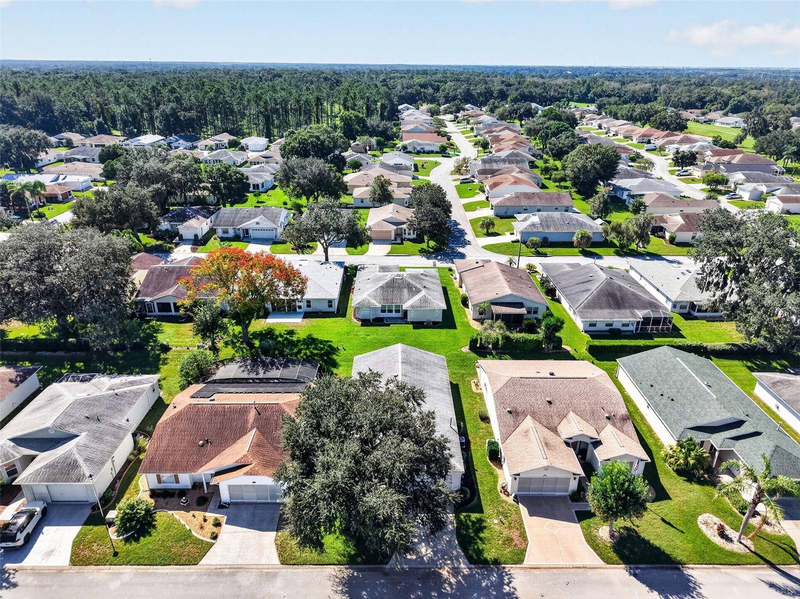 752 OLD OAKS LN, Leesburg, FL 34748
