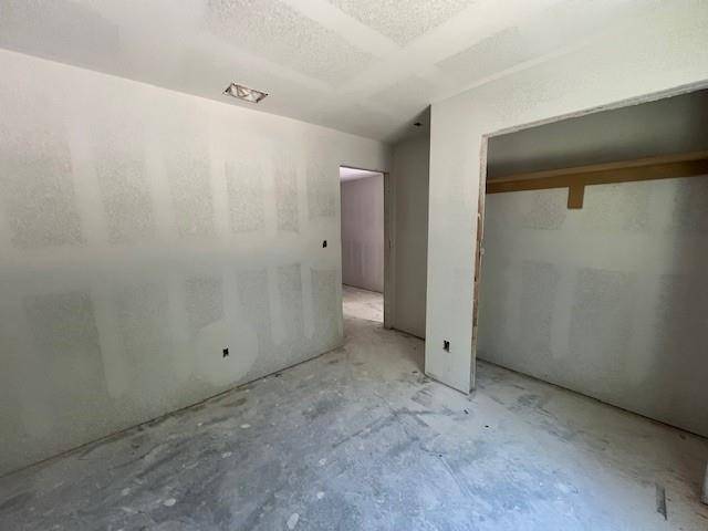 925 King Street, Weatherford, TX 76086
