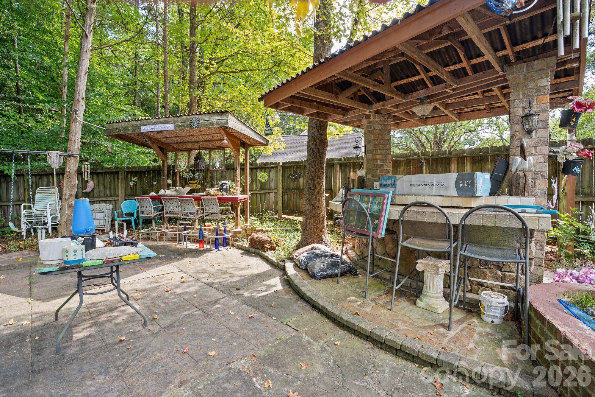 11210 Walking Horse LN, Charlotte, NC 28215