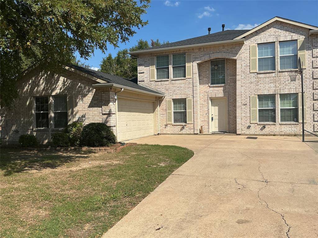 1340 Lake Grove Lane, Desoto, TX 75115
