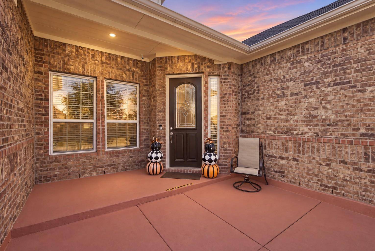 381 Betony LOOP, Buda, TX 78610