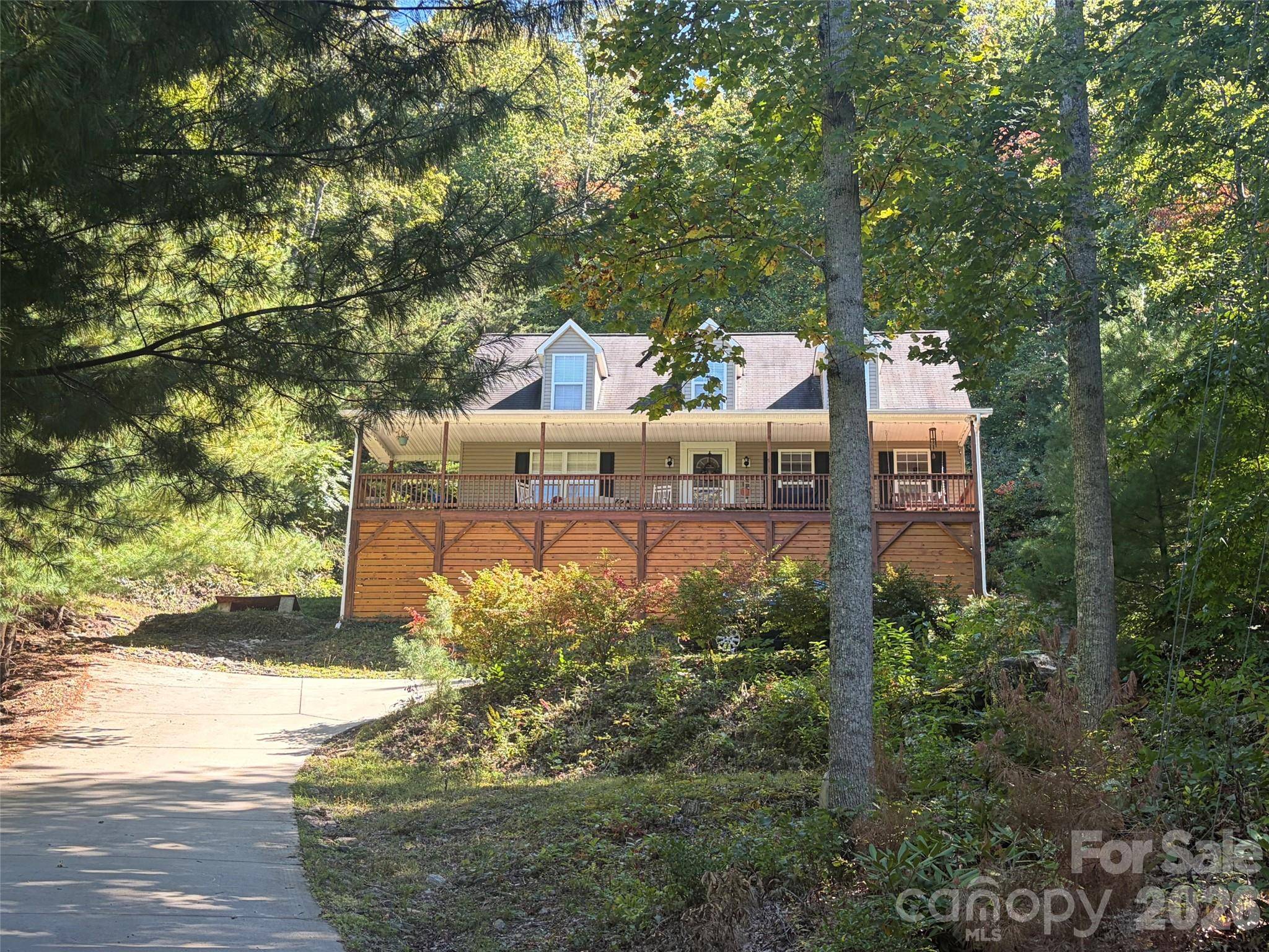 190 Harrison Hill RD, Swannanoa, NC 28778