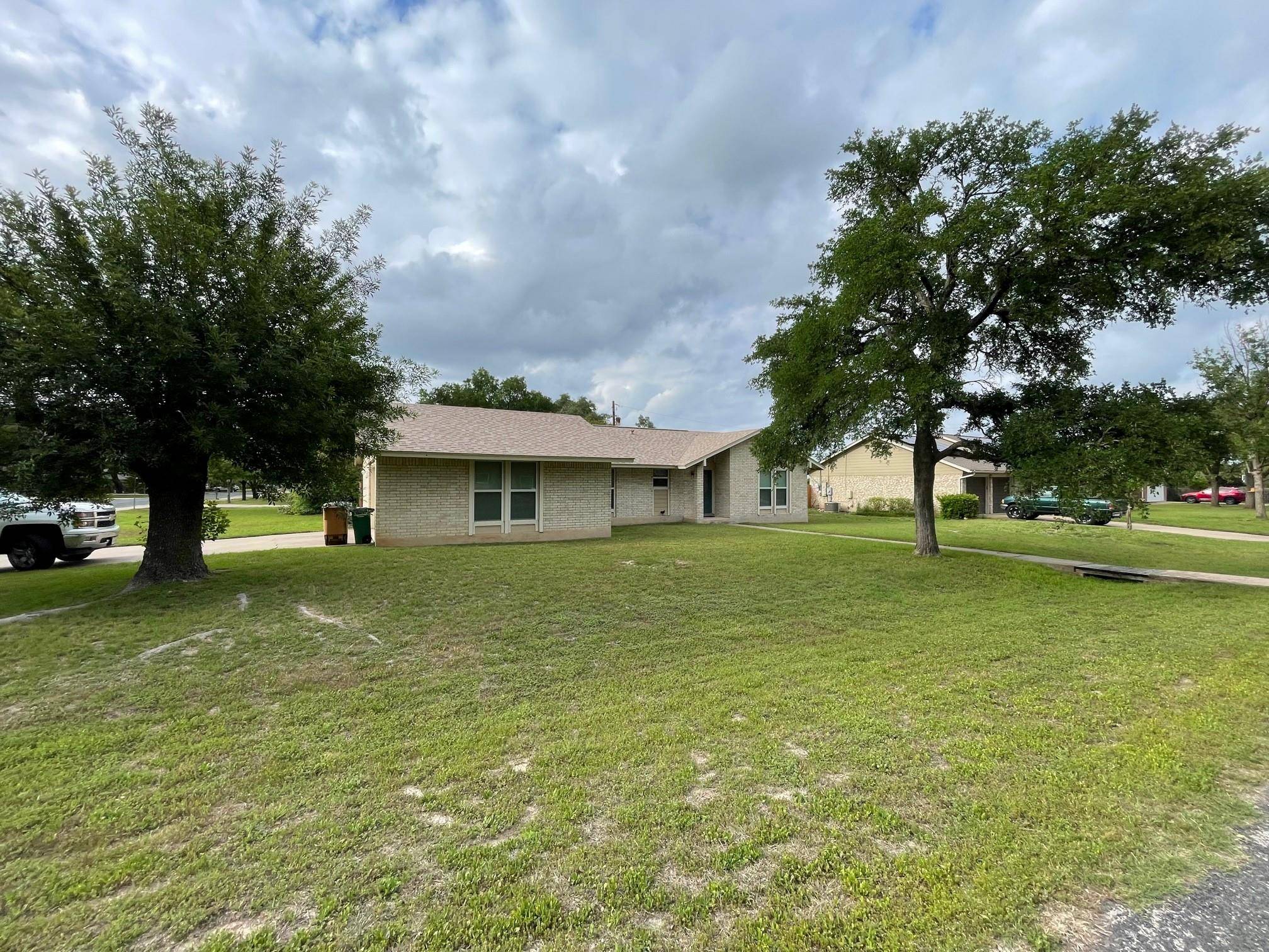 8704 Black Oak ST, Austin, TX 78729