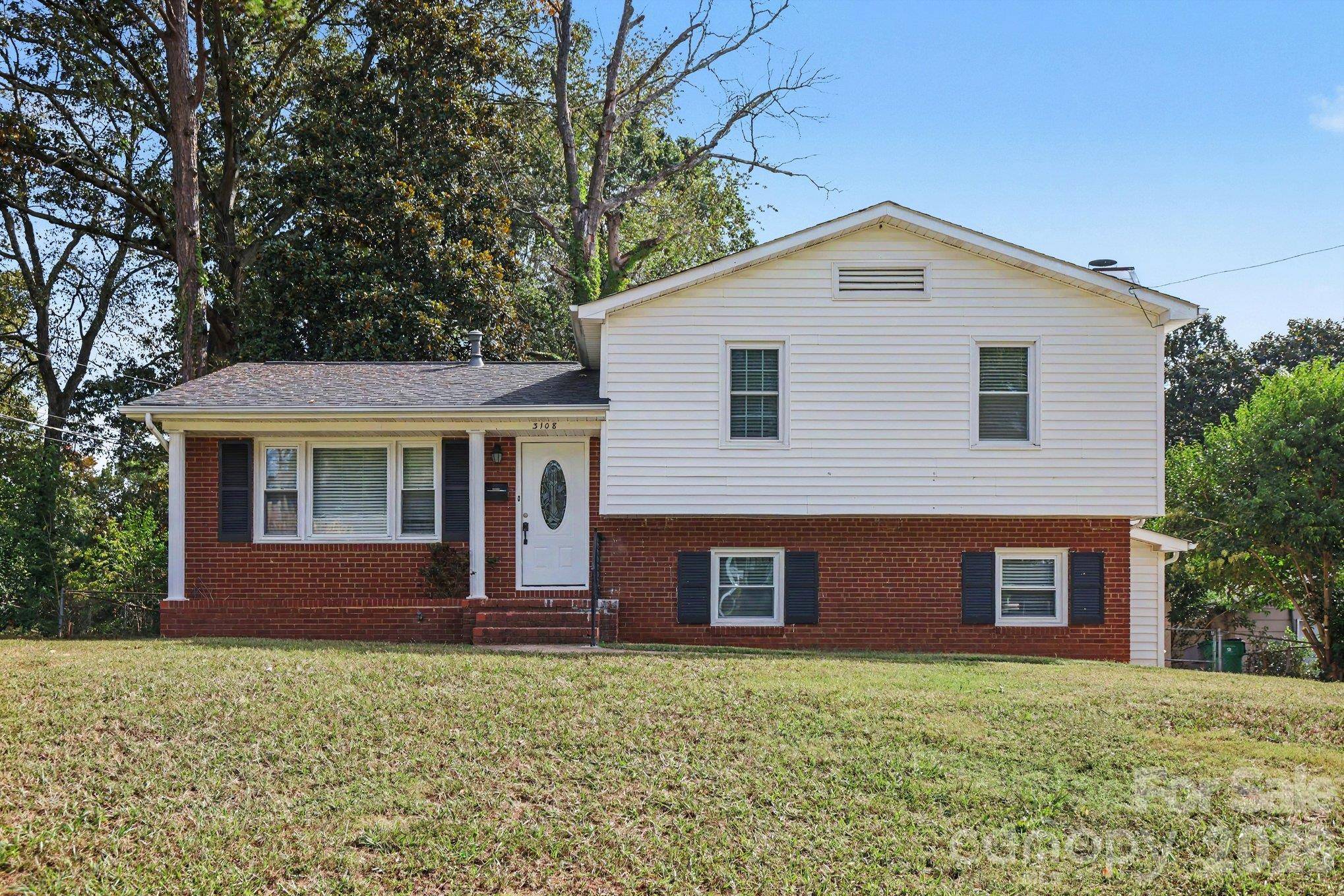 3108 Rosehill DR, Charlotte, NC 28212