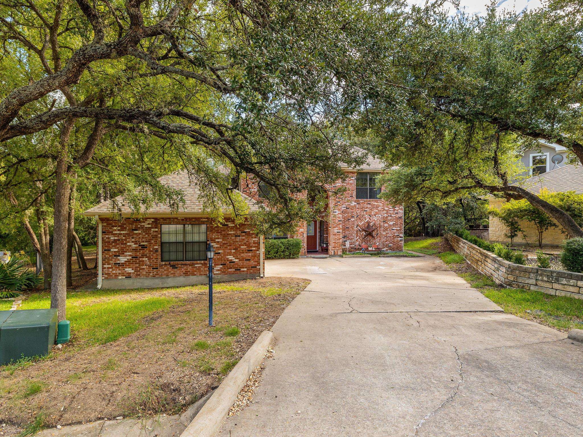 118 Deerfield CV, Lakeway, TX 78734