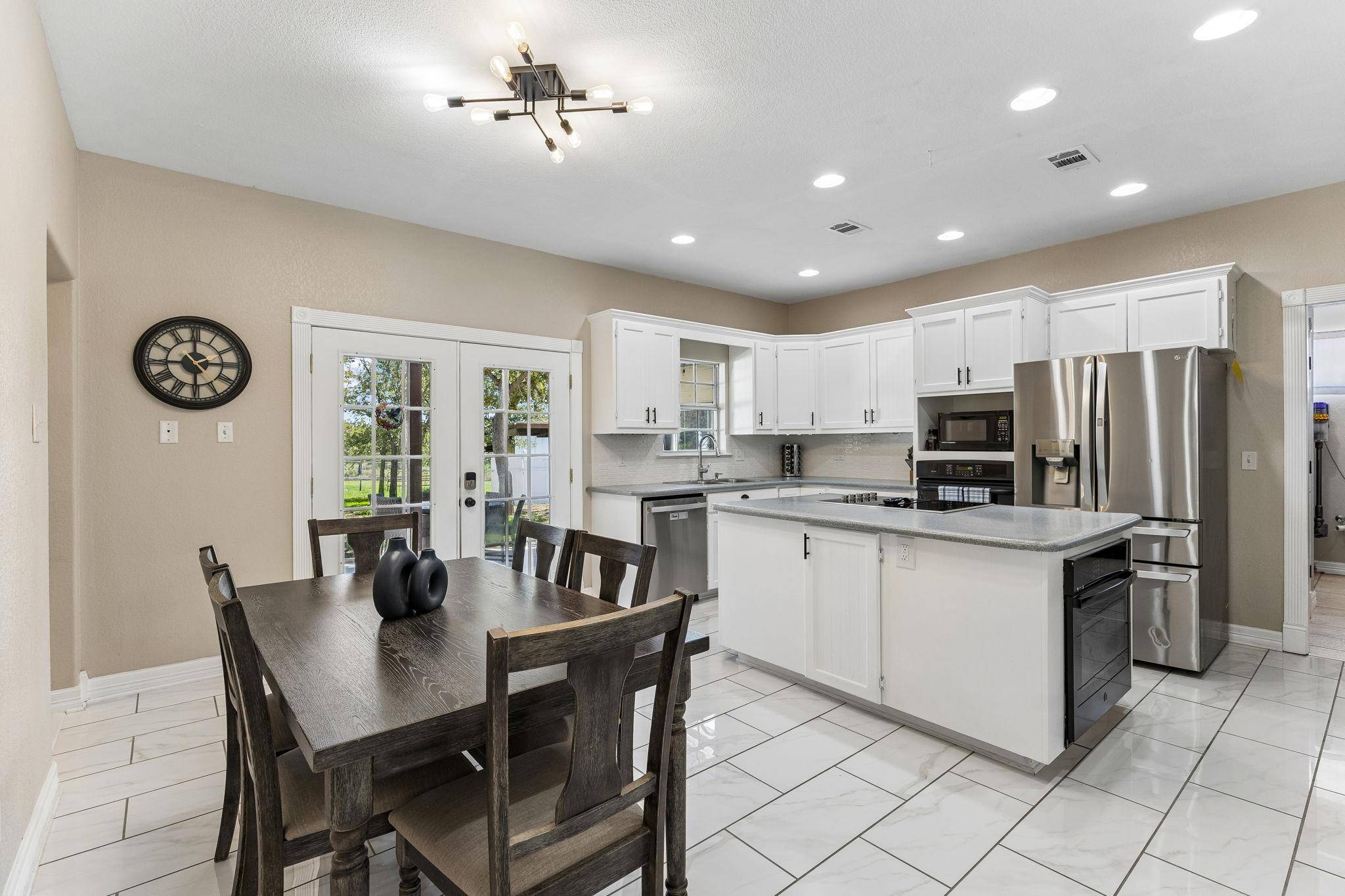 771 Hillje RD, Kingsbury, TX 78638