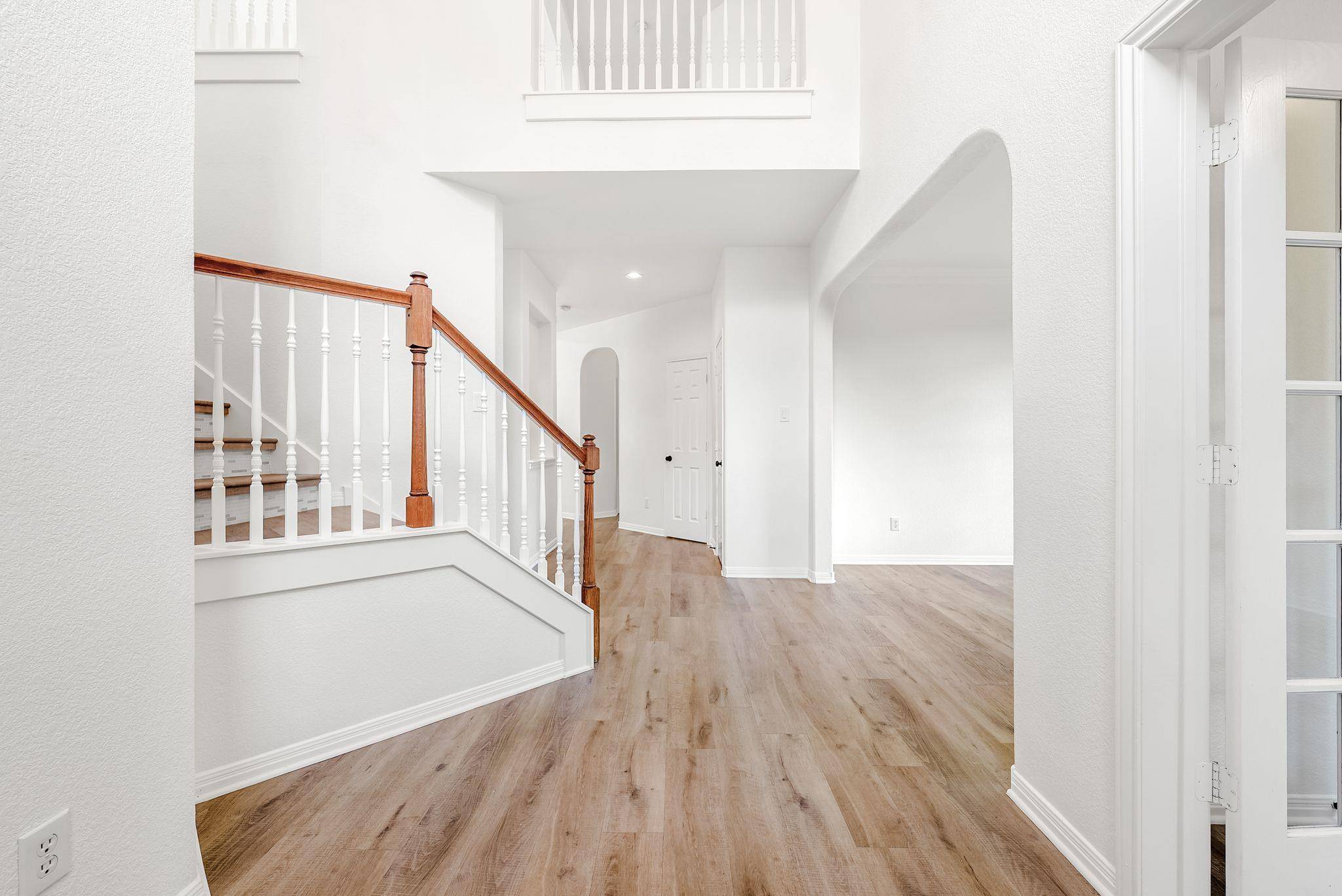 2950 LANTANA RIDGE DR, Austin, TX 78732