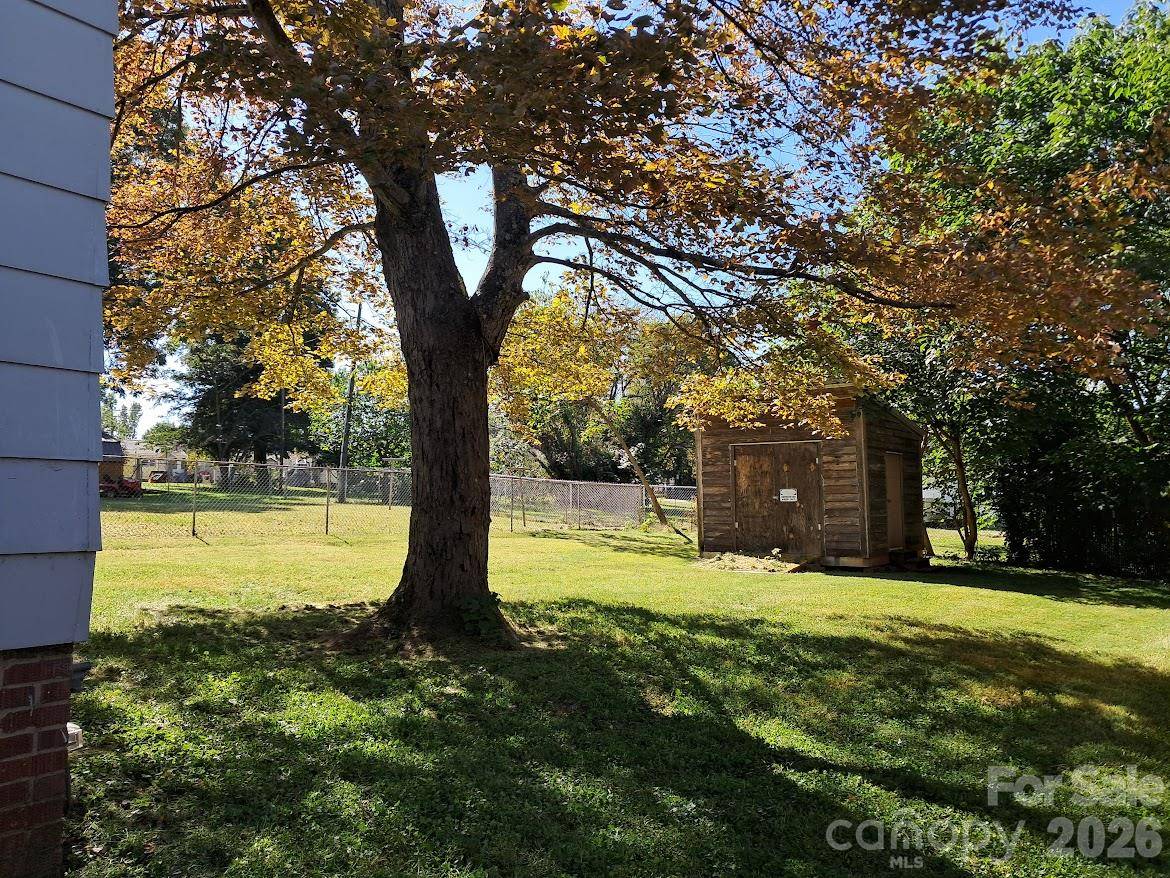 1323 Second ST, Gastonia, NC 28054