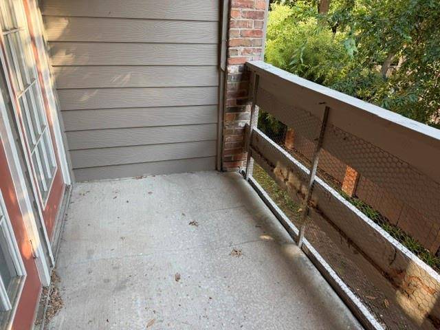 9801 Royal Lane #308, Dallas, TX 75231