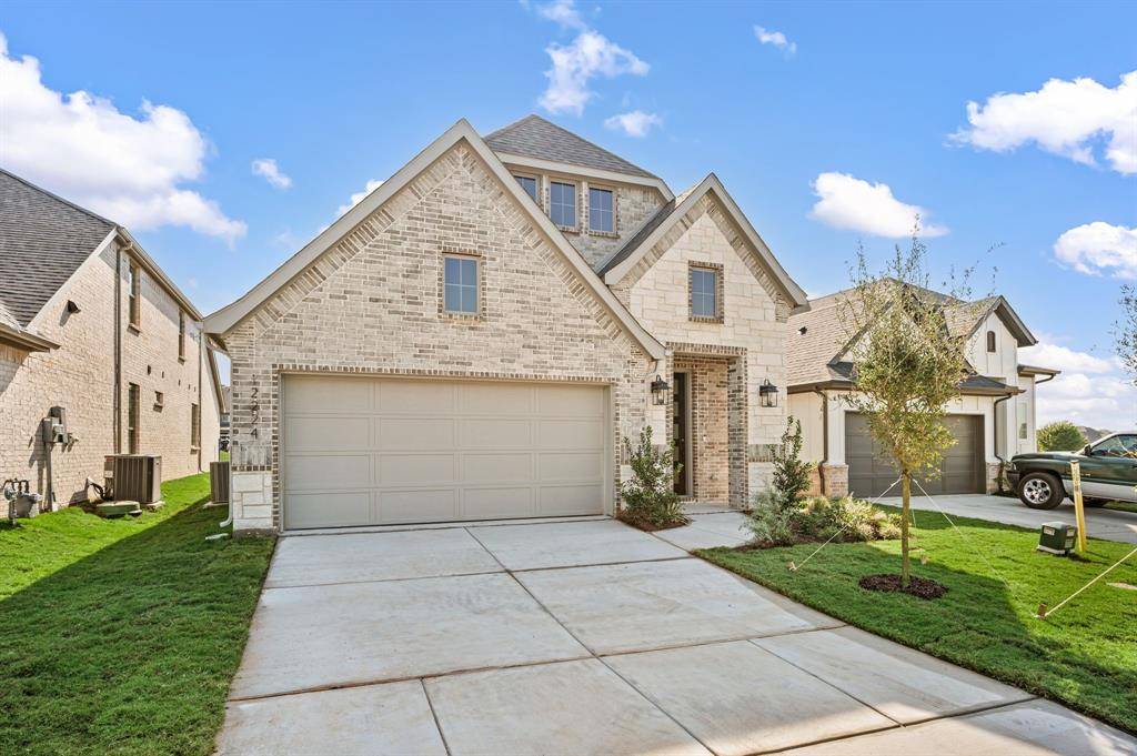 12224 Ross Calhoun Drive, Fort Worth, TX 76179