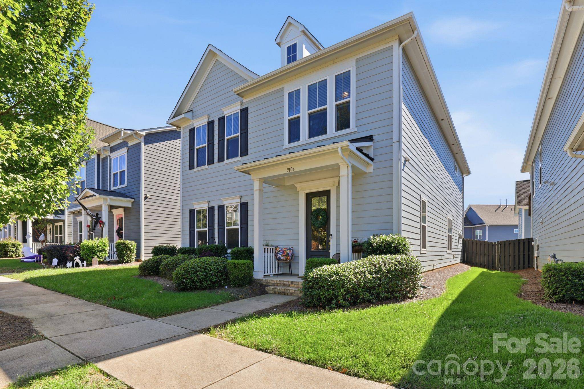 9104 Gladden Hill LN, Pineville, NC 28134