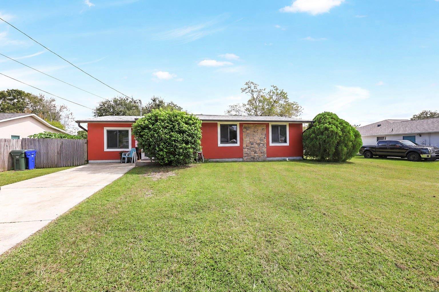 21 S PALM AVE, Kissimmee, FL 34741