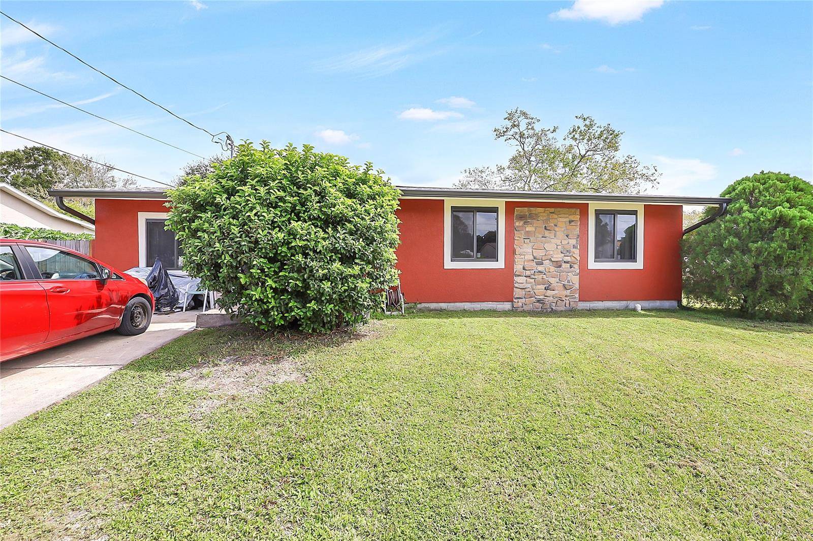 21 S PALM AVE, Kissimmee, FL 34741