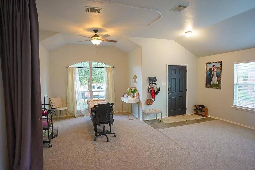 149 Firwood N, Kyle, TX 78640
