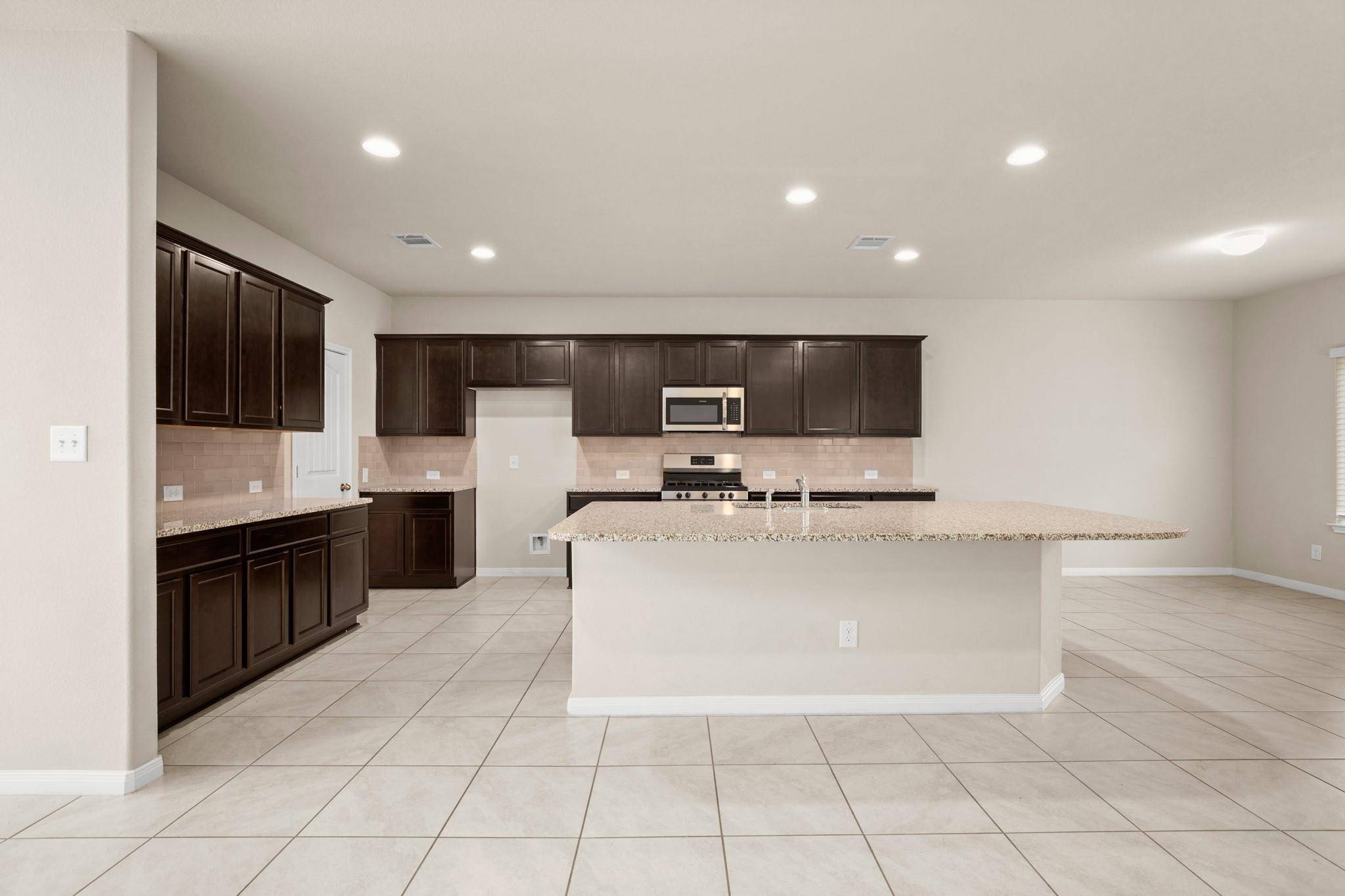1120 La Conterra BLVD, Georgetown, TX 78626