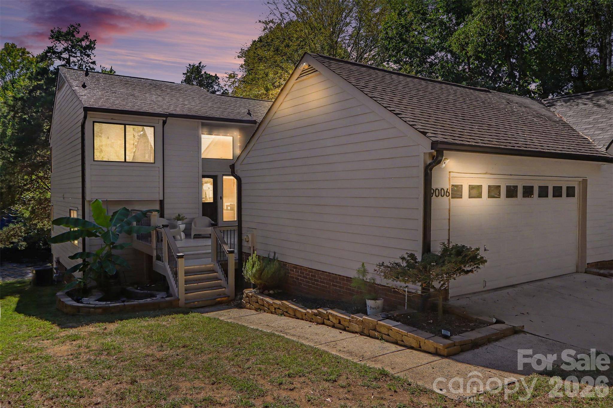 9006 St Croix LN, Charlotte, NC 28277