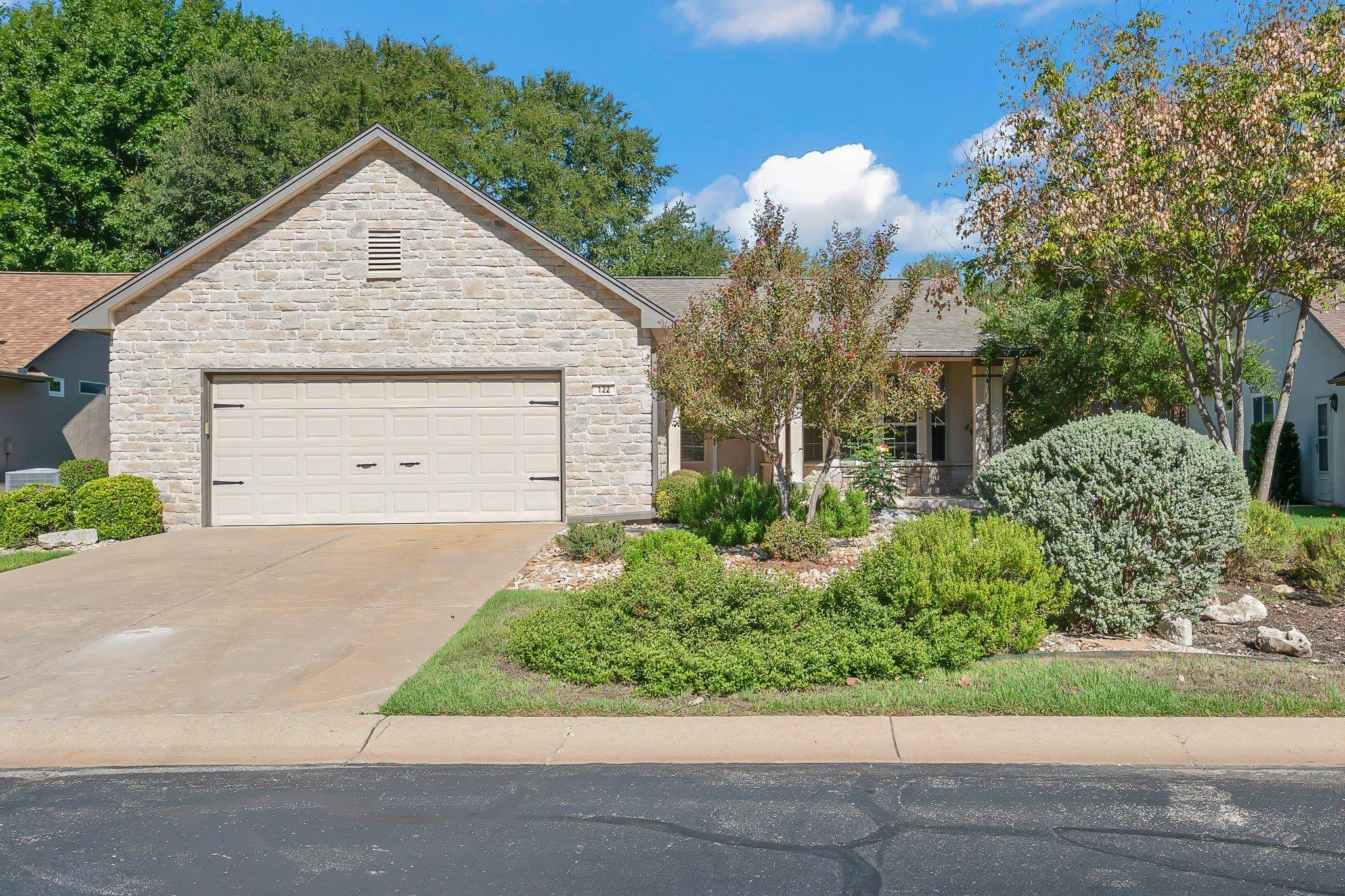 122 Bass ST, Georgetown, TX 78633