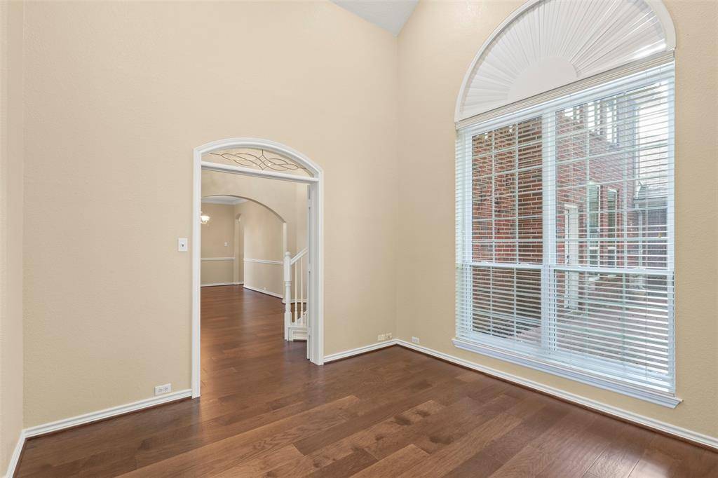 3817 Peppertree Drive, Carrollton, TX 75007