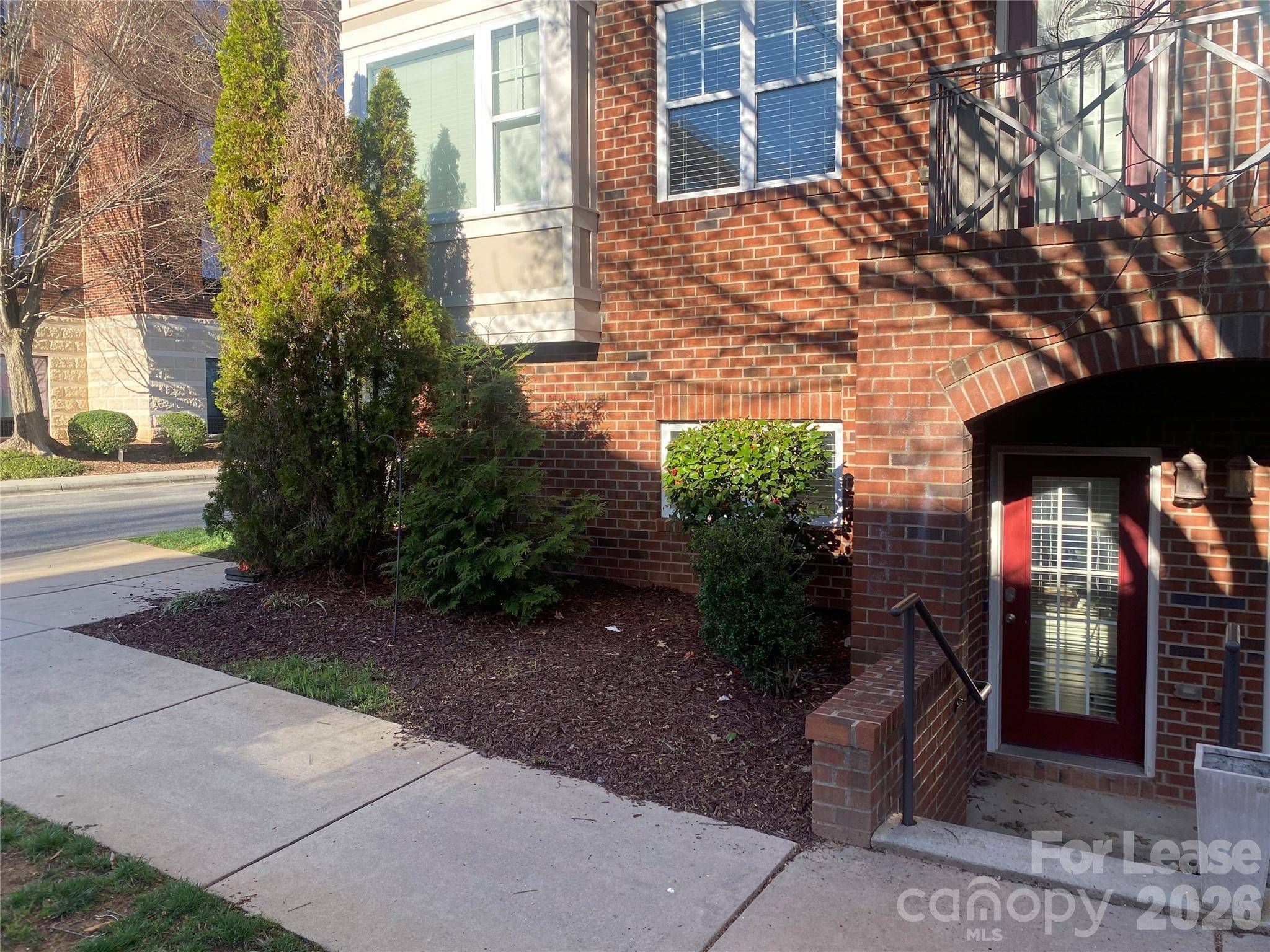207 Harbour Place DR, Davidson, NC 28036