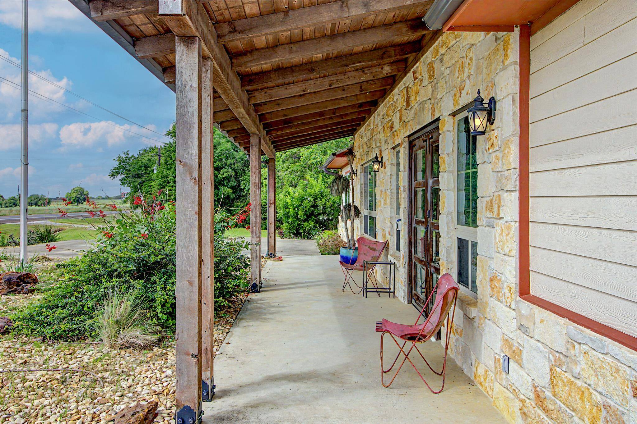 8050 State Highway 21, Caldwell, TX 77836