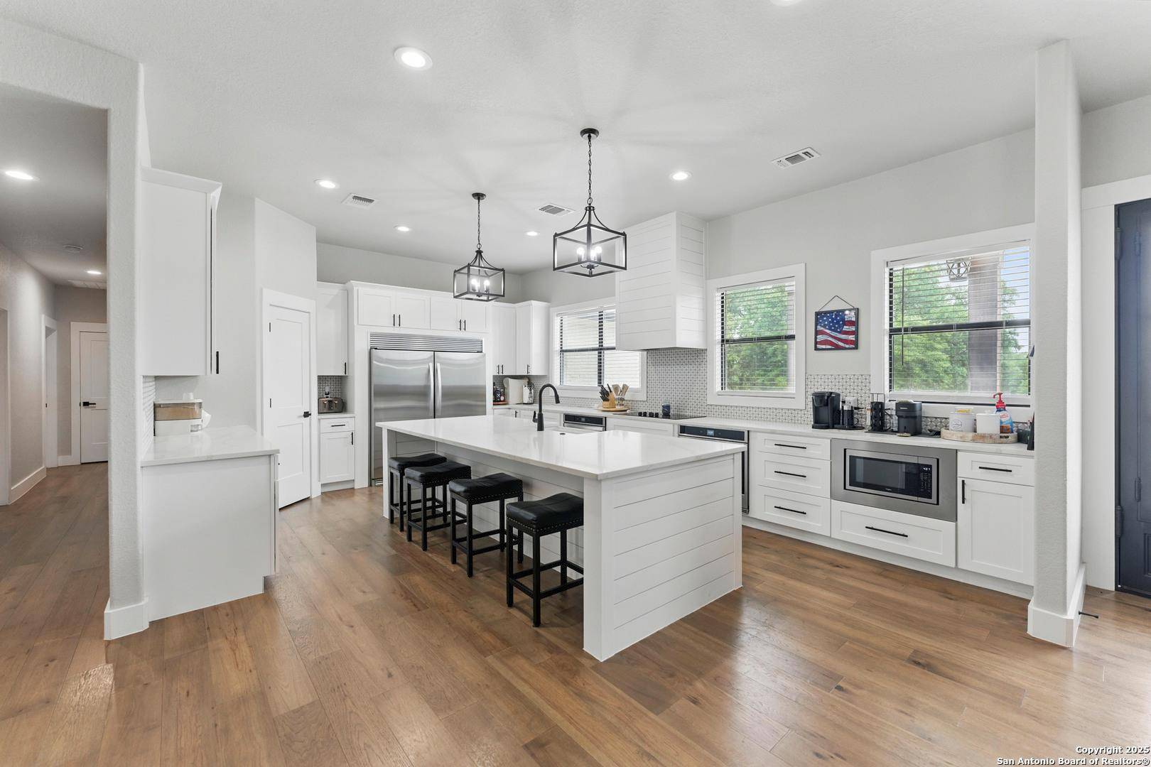 725 Winding VW, New Braunfels, TX 78132