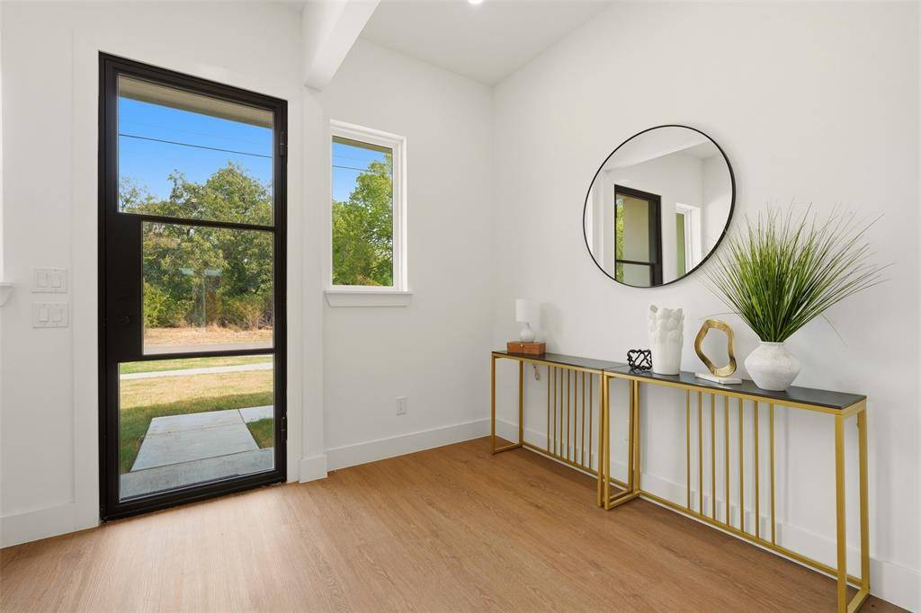 6911 Mohawk, Dallas, TX 75235