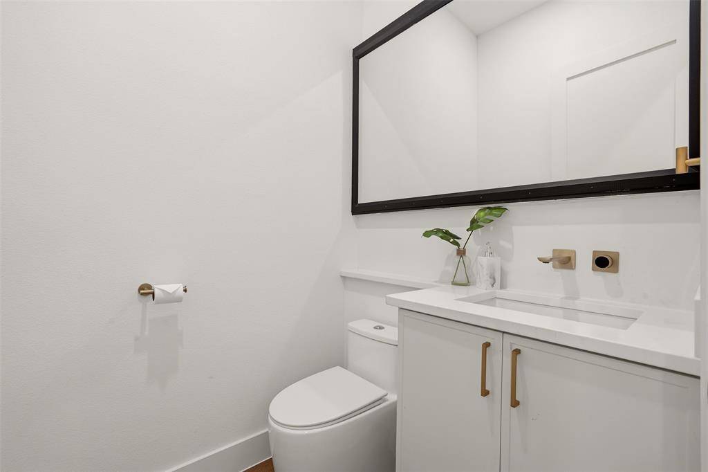 6911 Mohawk, Dallas, TX 75235