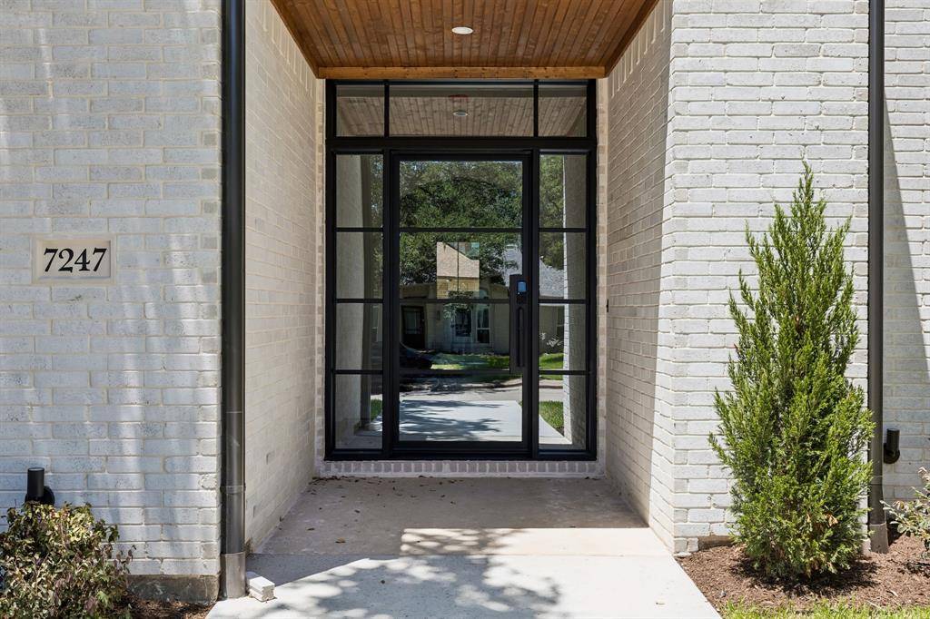 7247 Blythdale Drive, Dallas, TX 75248