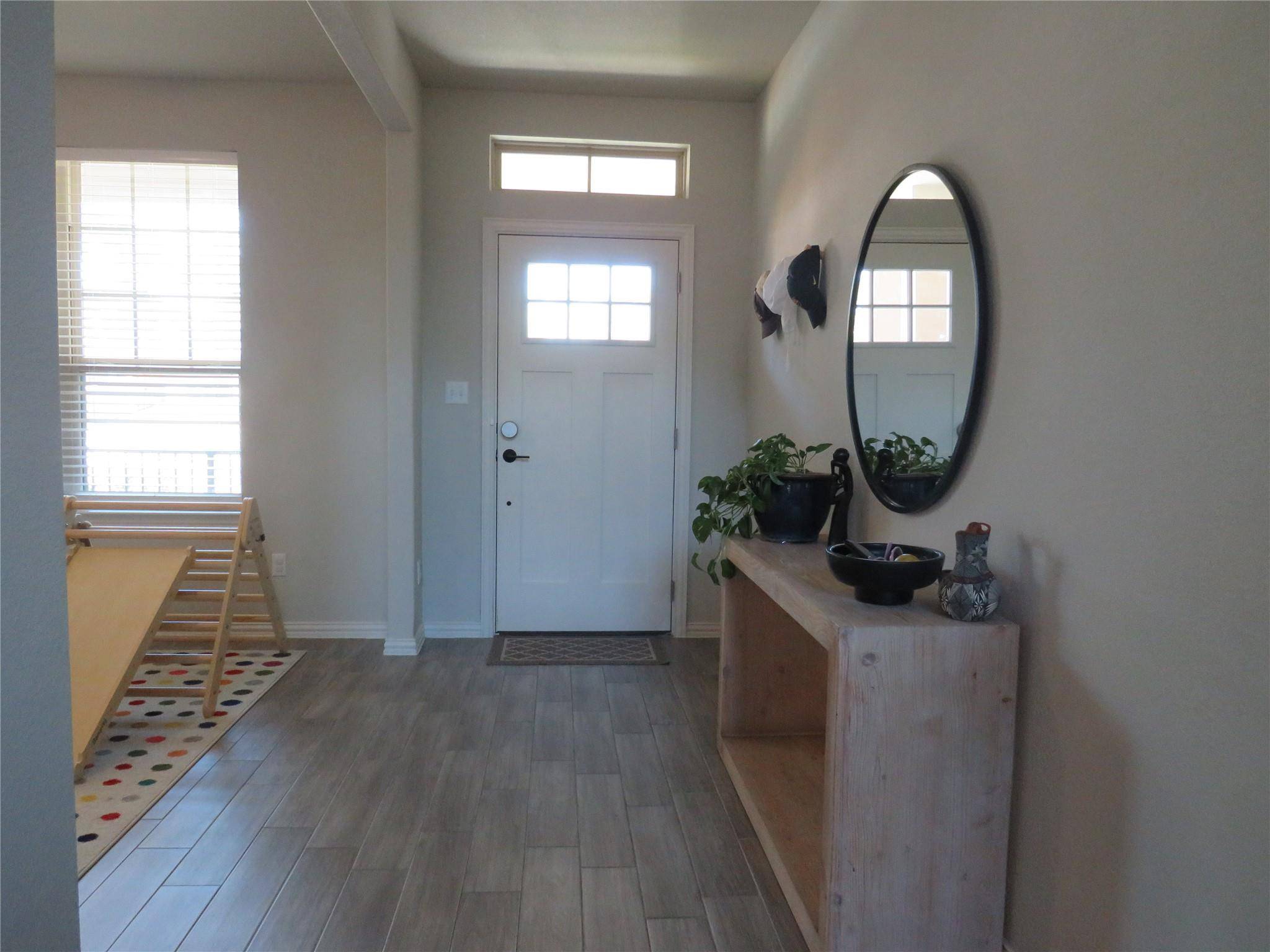 105 Tangled Brush DR, Manchaca, TX 78652