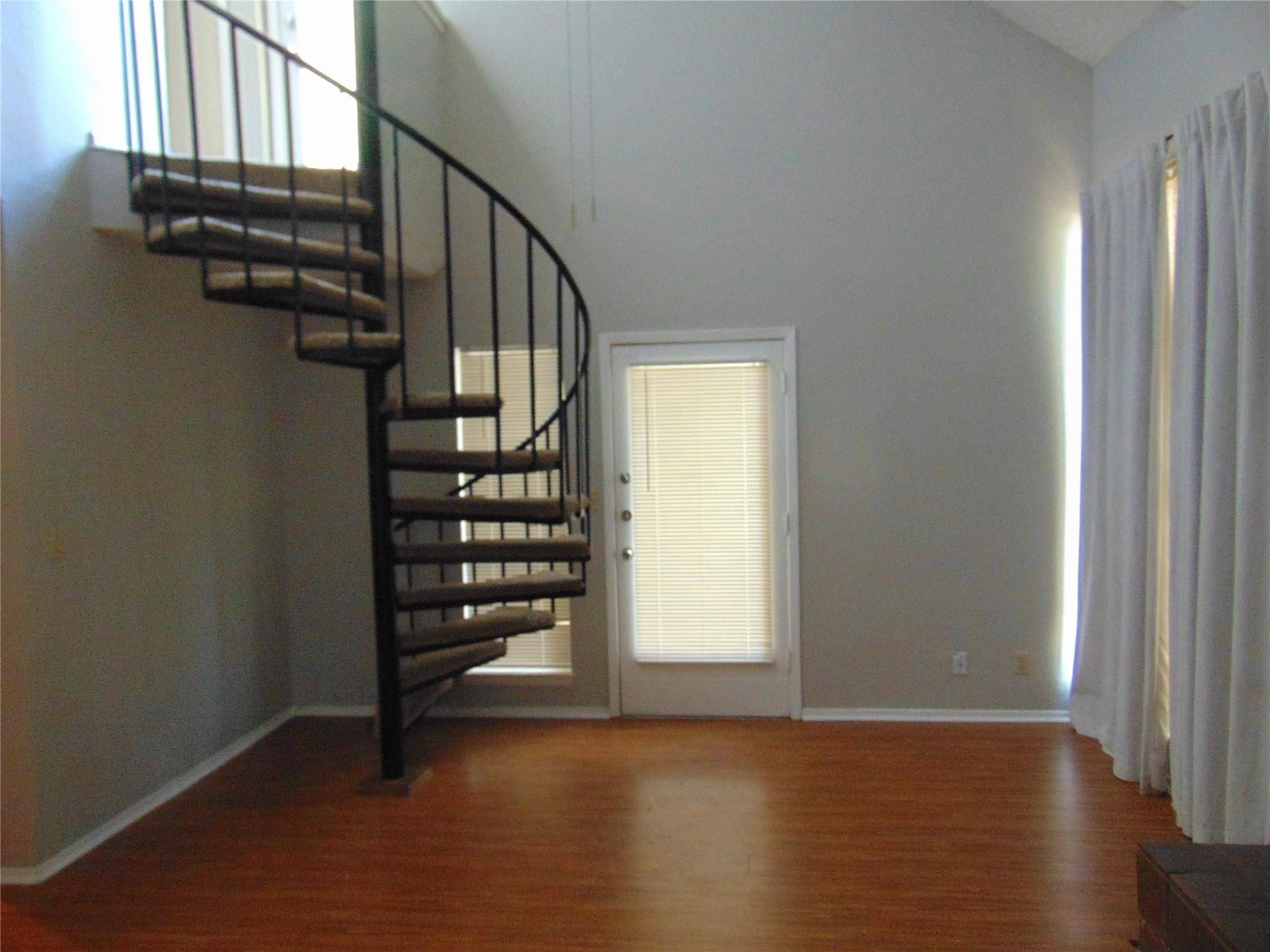 52 Casa Verde ST, Lakeway, TX 78734