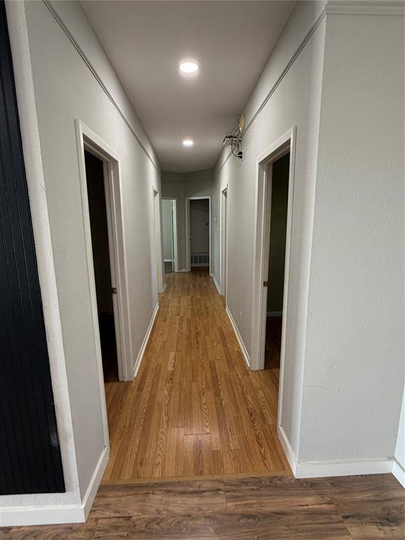 1503 E Central Avenue, Comanche, TX 76442