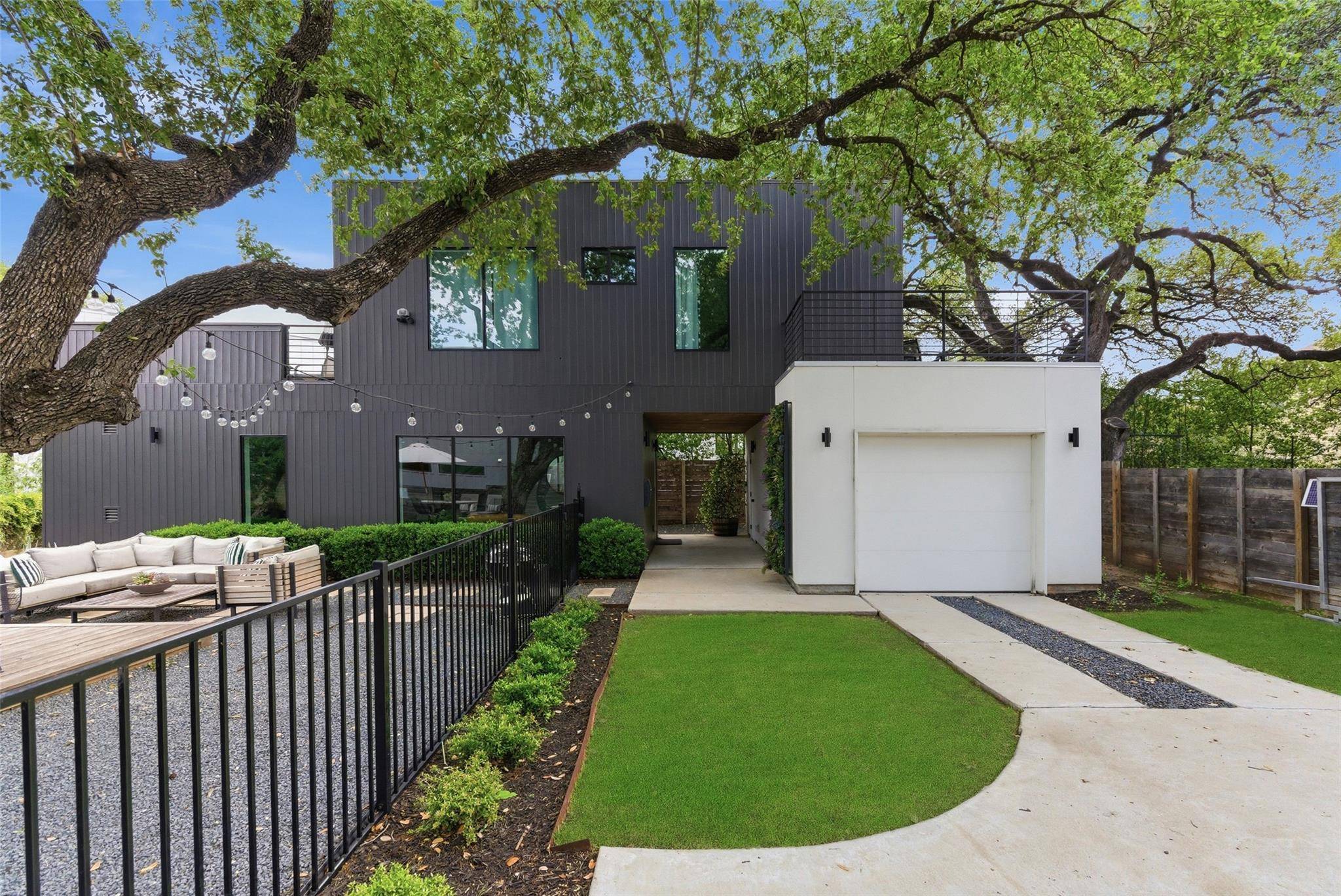1605 Chelsea LN #2, Austin, TX 78704