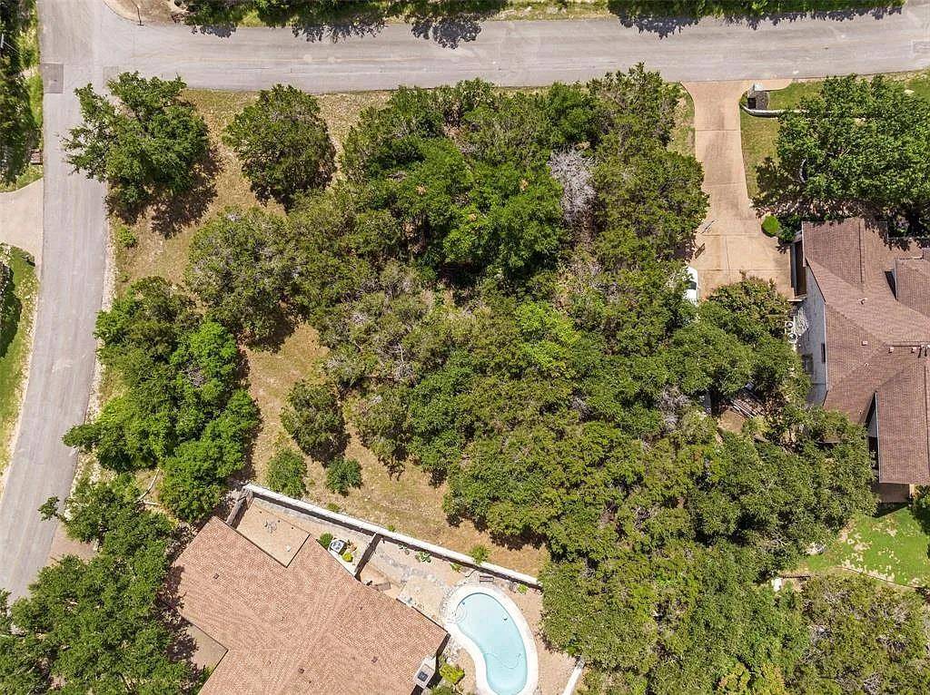 402 Malabar ST, Lakeway, TX 78734