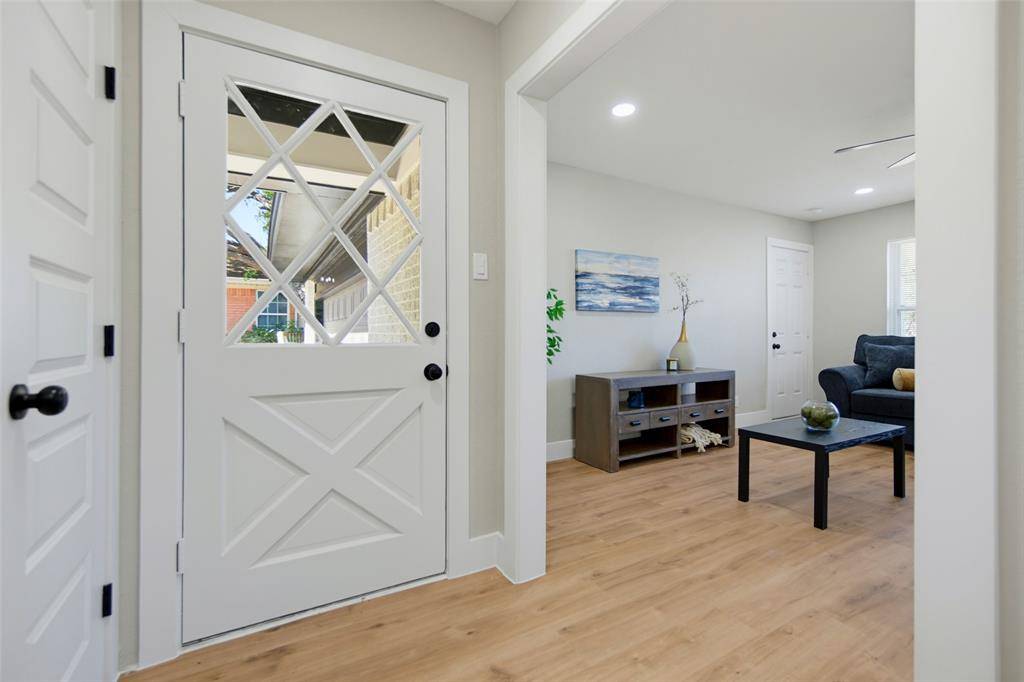 3049 Latham Drive, Dallas, TX 75229