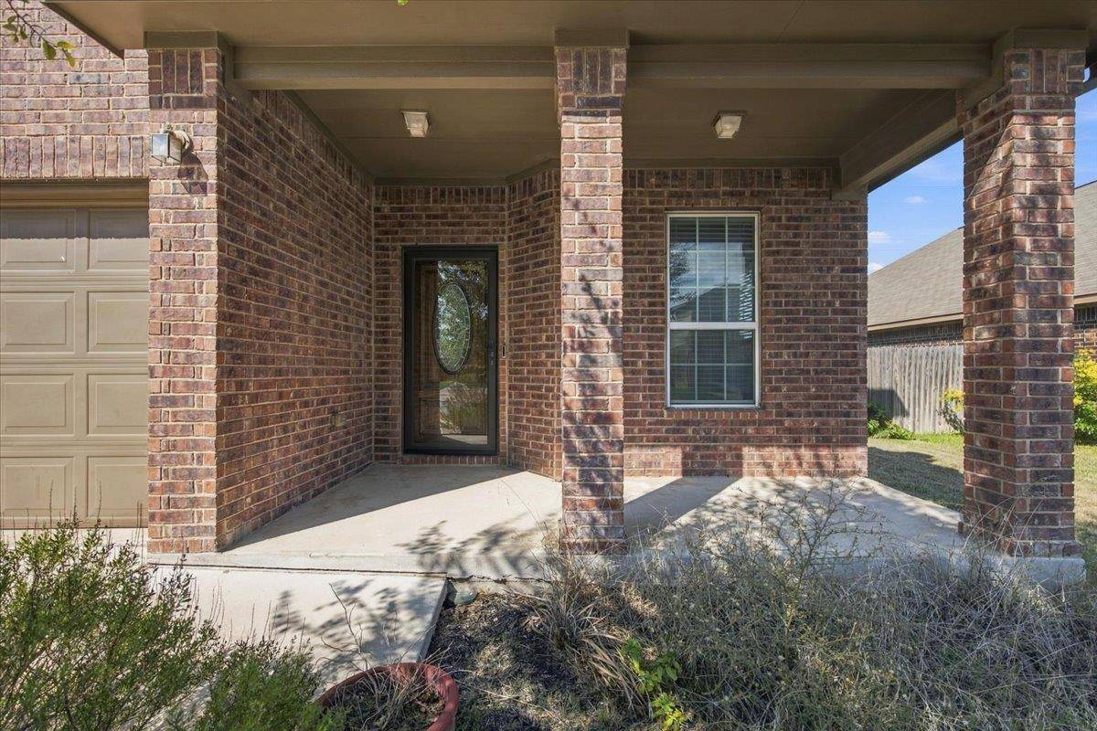 1209 Rhonda CV, Hutto, TX 78634