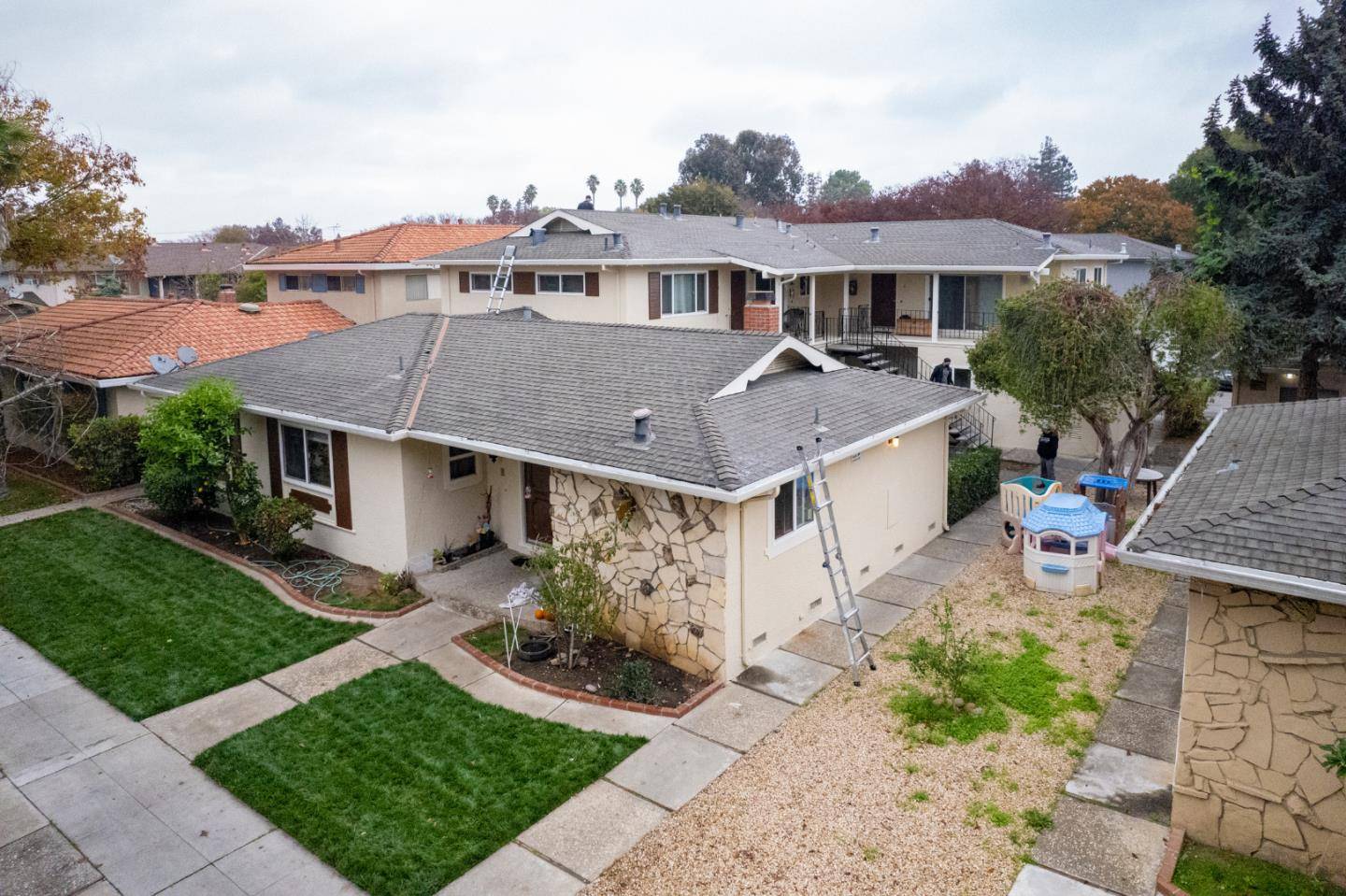 San Jose, CA 95117,1368 Essex WAY