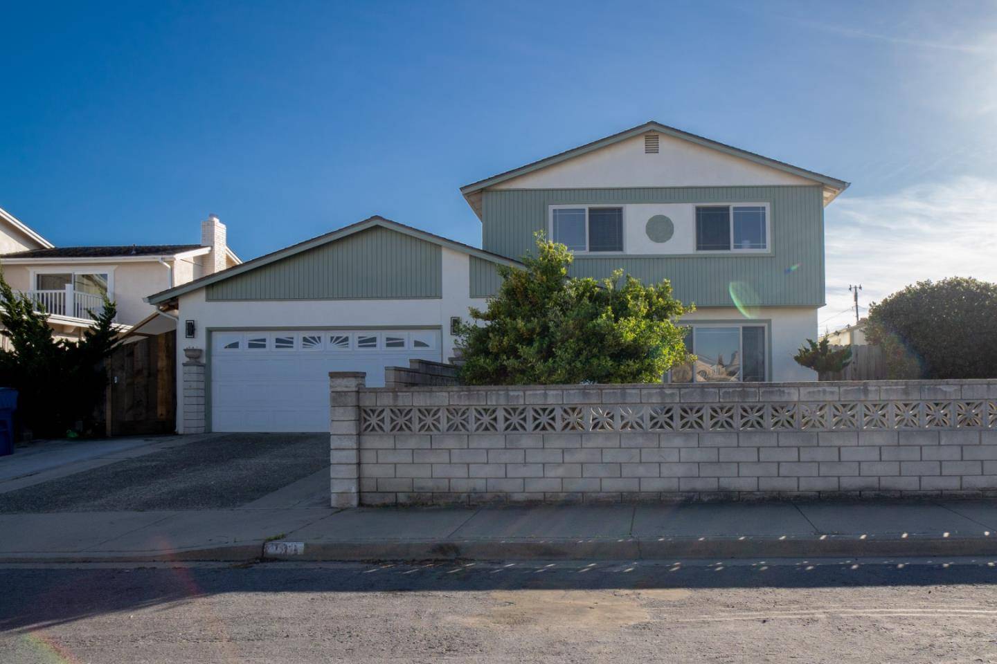 Marina, CA 93933,488 Alexis CT