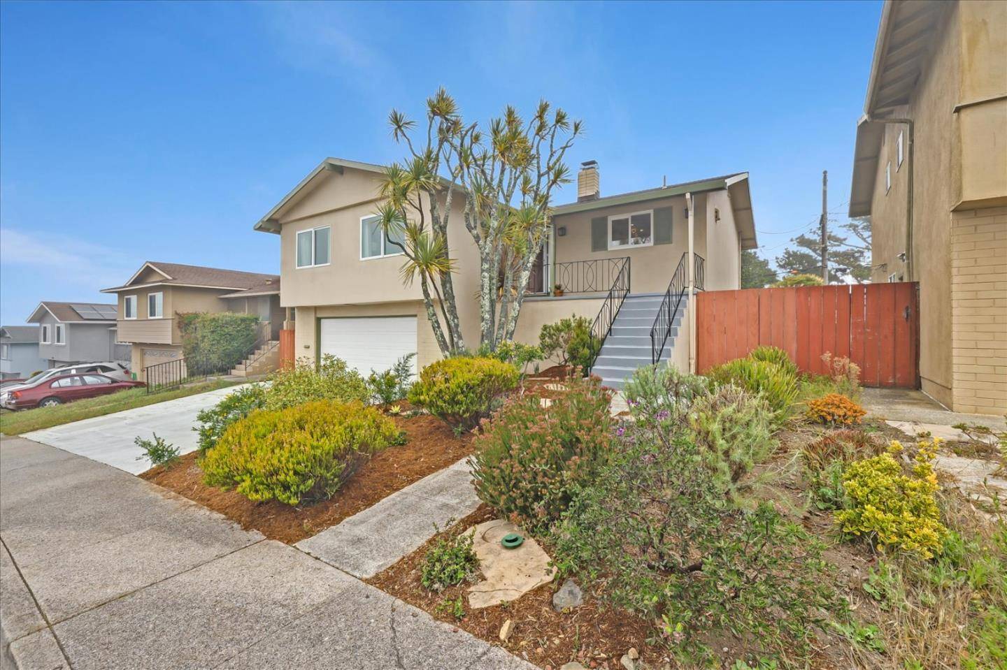 San Bruno, CA 94066,210 Emaron DR