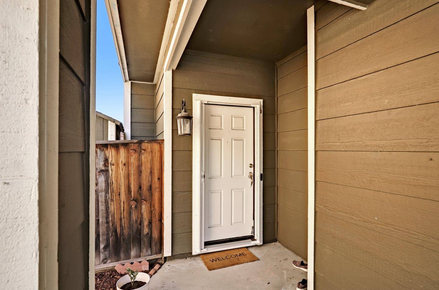 Newark, CA 94560,8577 Peachtree AVE
