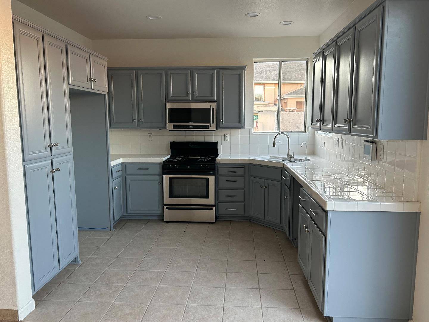 Watsonville, CA 95076,4 Vista Pointe DR