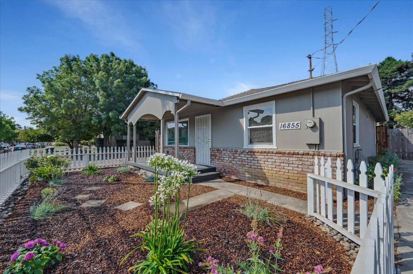 Morgan Hill, CA 95037,16855 Barnell AVE