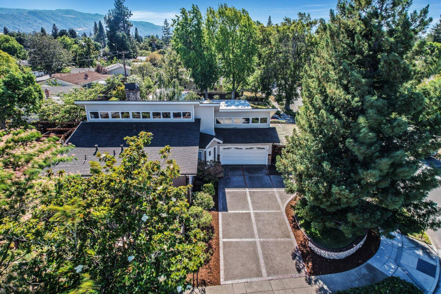 Sunnyvale, CA 94087,1002 Westchester DR