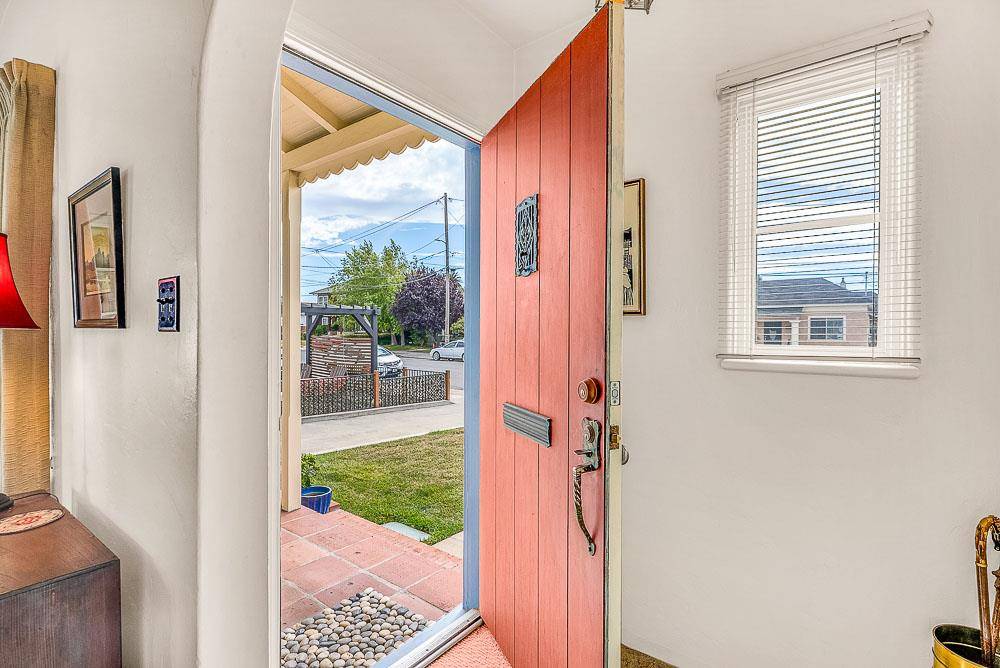 Salinas, CA 93901,405 - 407 Cayuga ST