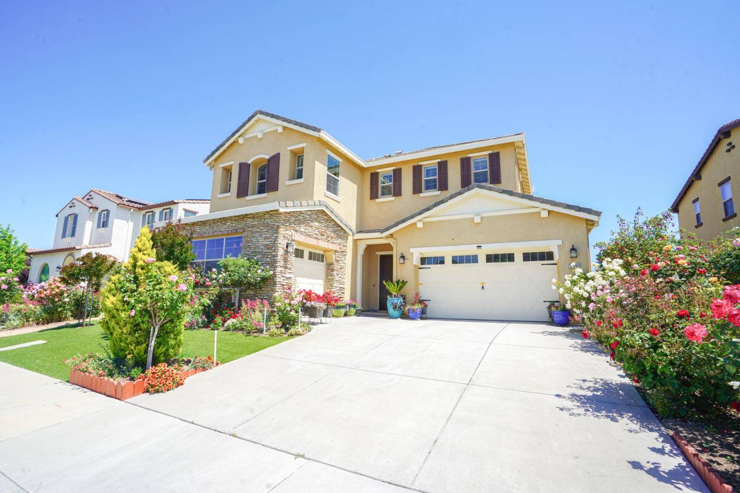 Morgan Hill, CA 95037,17340 CORSICA WAY