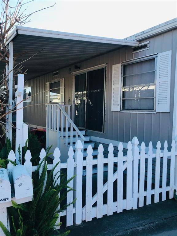 Soquel, CA 95073,2630 Orchard ST 3